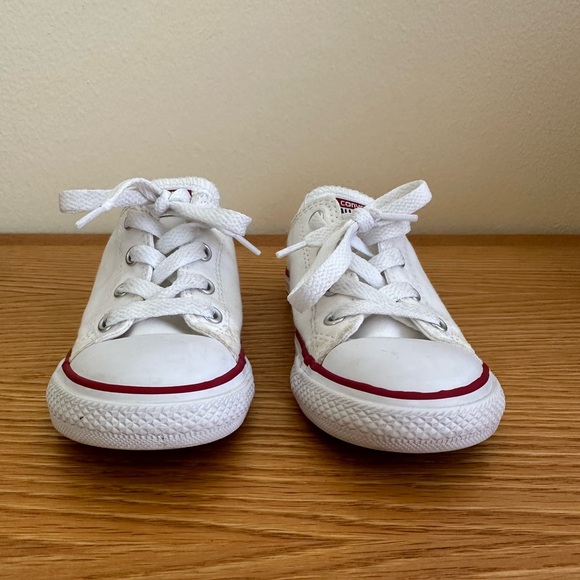 Toddler Converse - Picture 3 of 12